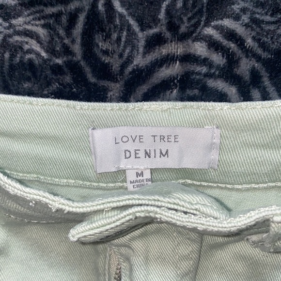 Love tree sage color - Picture 2 of 3